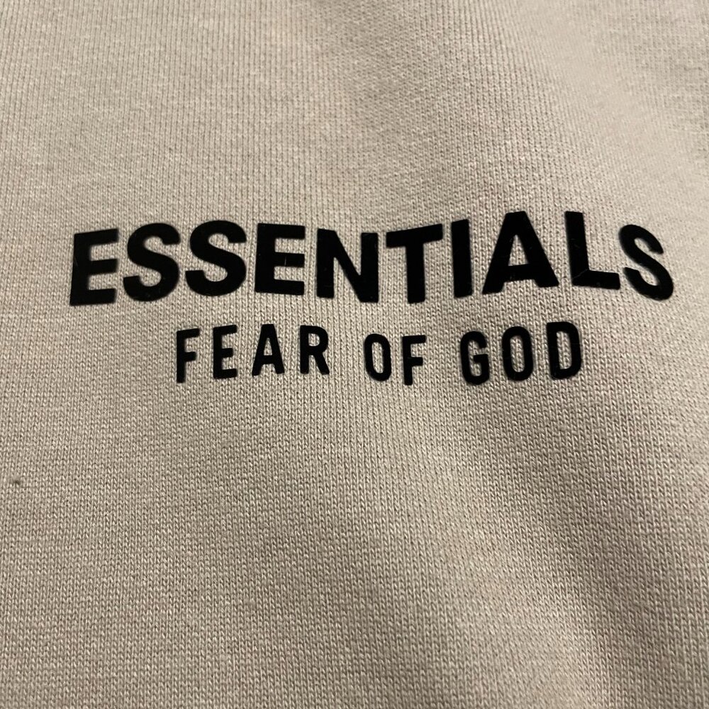 FOG - Fear of God Essentials Desert Sand Fleece Hoodie - (READ DESCRIPTION) - Picture 4 of 11
